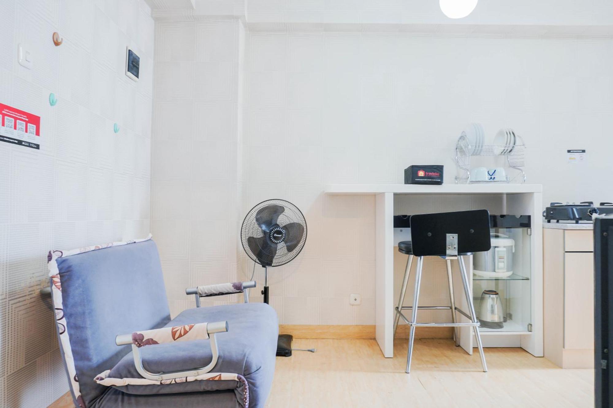 And Spacious 2br Pramuka By Travelio *