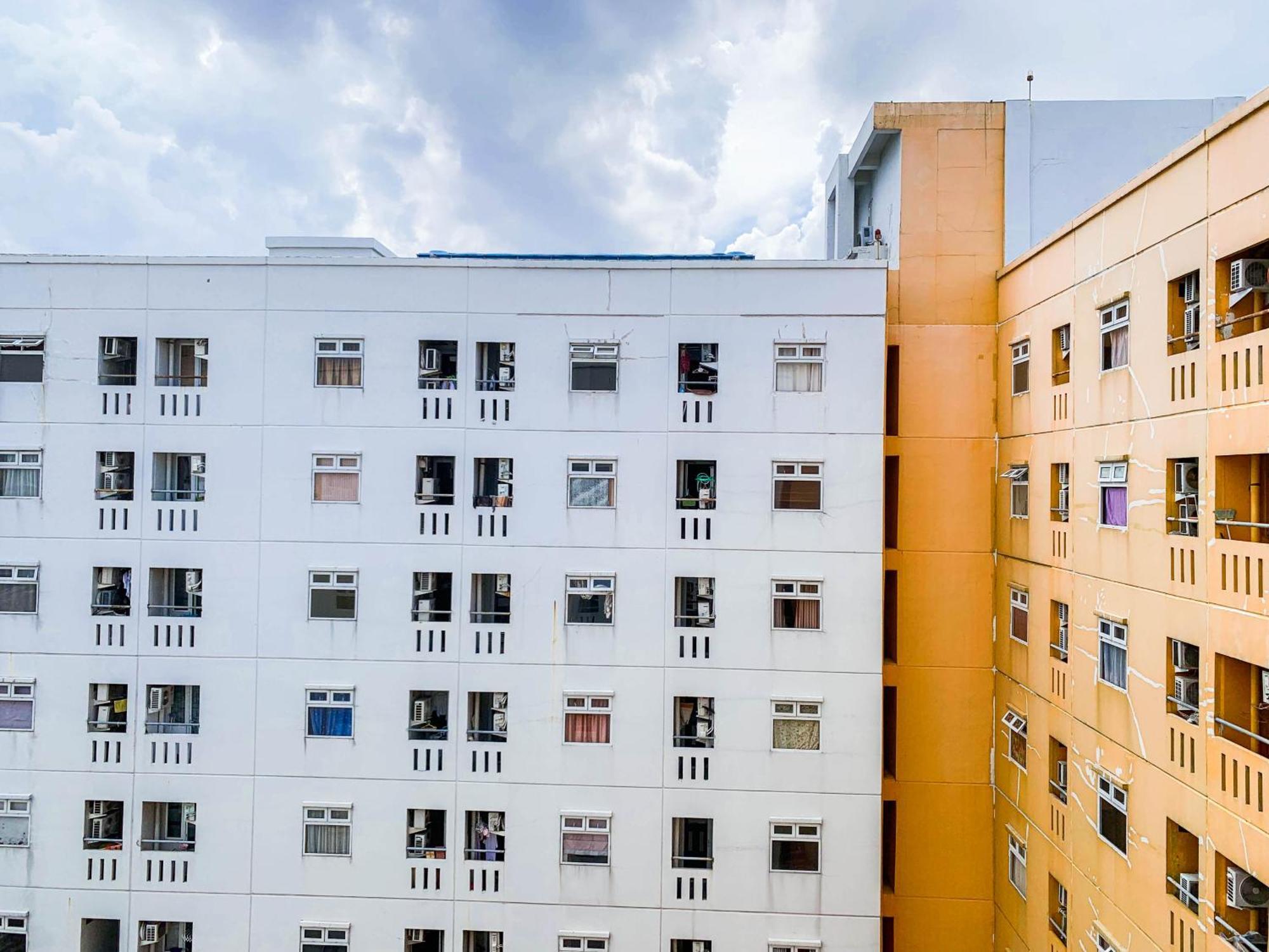 Apartemen And Spacious 2br Pramuka By Travelio
